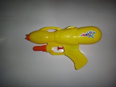 【大水枪 塑料水枪 儿童玩具 2元产品 义乌2元产品】价格,厂家,图片,过家家玩具,义乌市泊茹电子商务商行-
